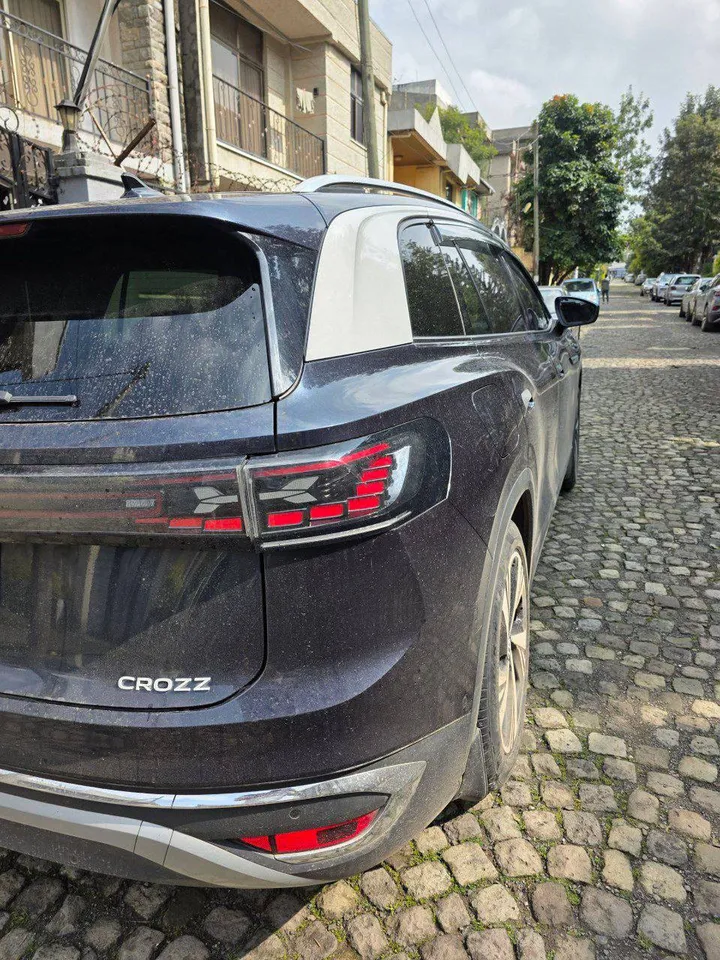 Volkswagen ID6 Crozz Pro 2023 – photo 4