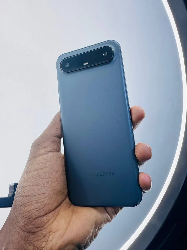 Tecno Spark Slim 256GB 8GB – photo 3