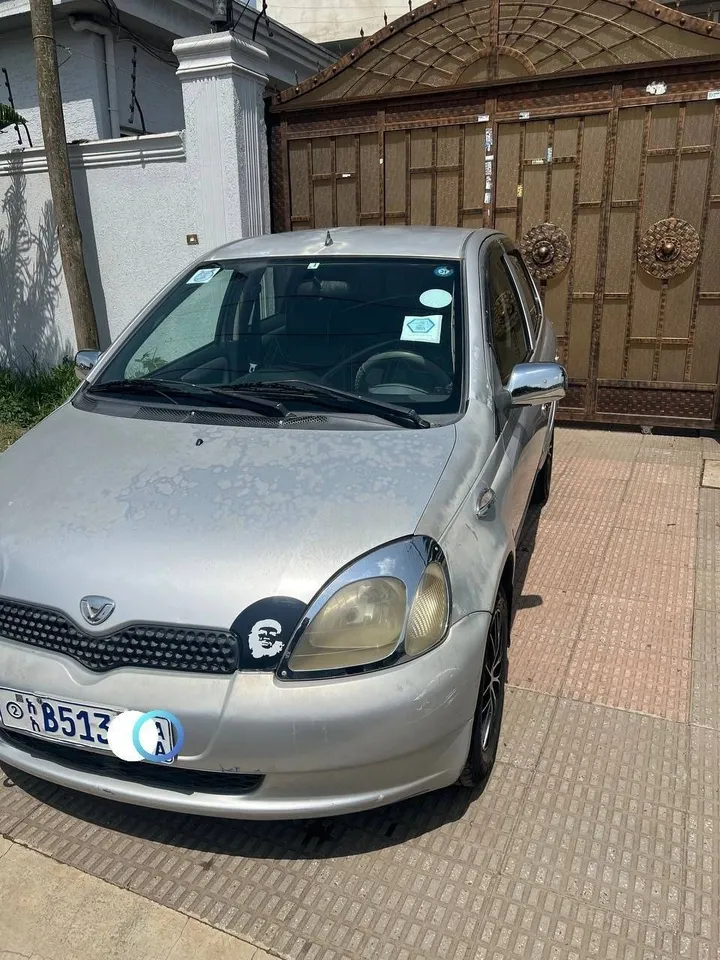 Toyota Vitz 2001 Automatic – photo 9