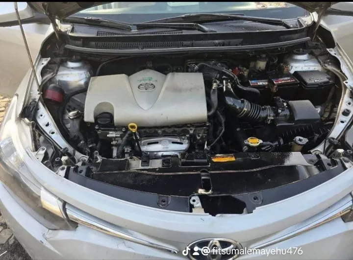Toyota Yaris 2017 Sedan – photo 7