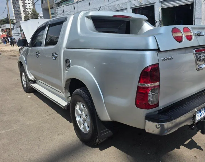 Toyota Hilux Double Cab 2009 – photo 3