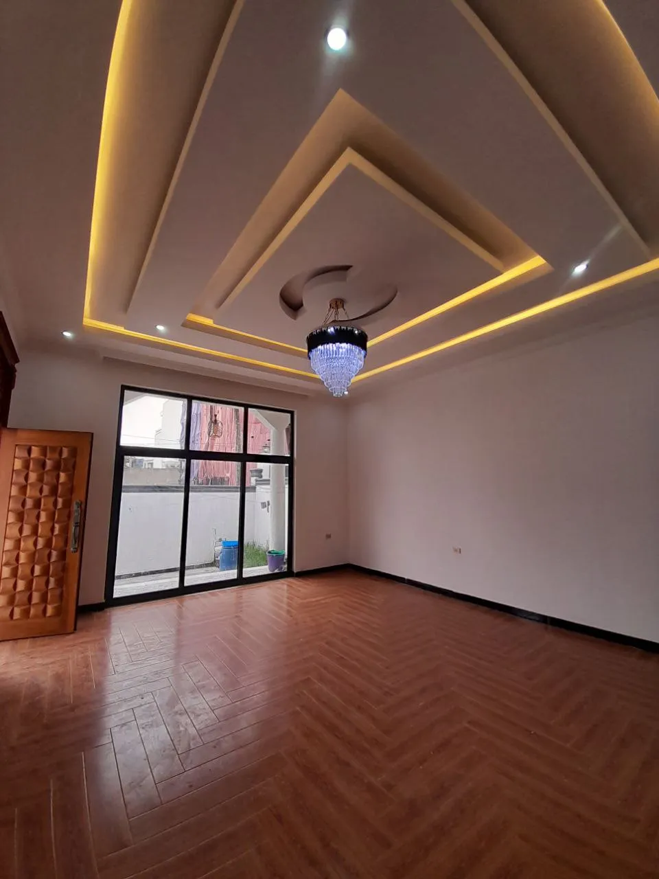 Modern 225 sqm Villa in Ayat – photo 4