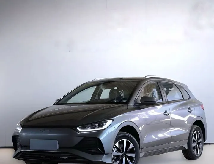 BYD E2 2025 Electric Hatchback – photo 4