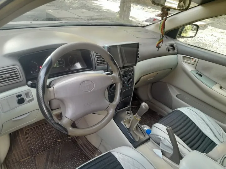 2003 Toyota Corolla Clean Sedan – photo 7