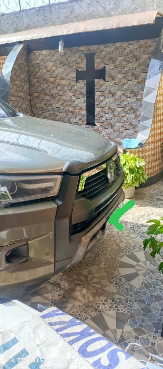 Toyota Hilux Invincible 2022 – photo 4