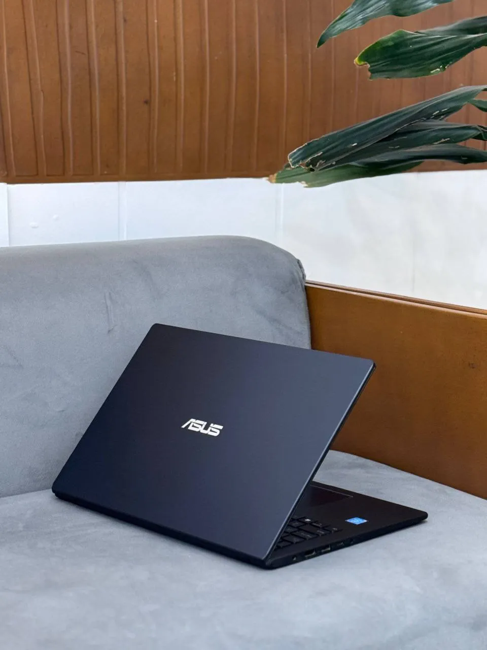 Asus E510 Celeron 8GB 256GB Laptop – photo 4