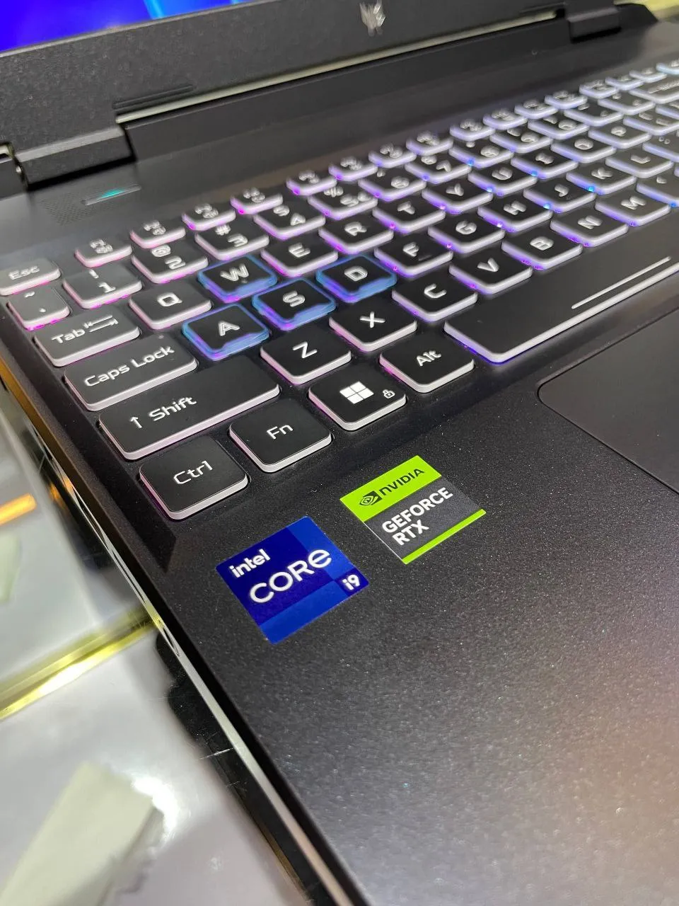 Acer Predator Helios i9 RTX 4060 – photo 5