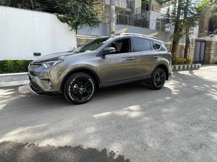 Toyota Rav4 2016 Automatic Full Option – photo 4