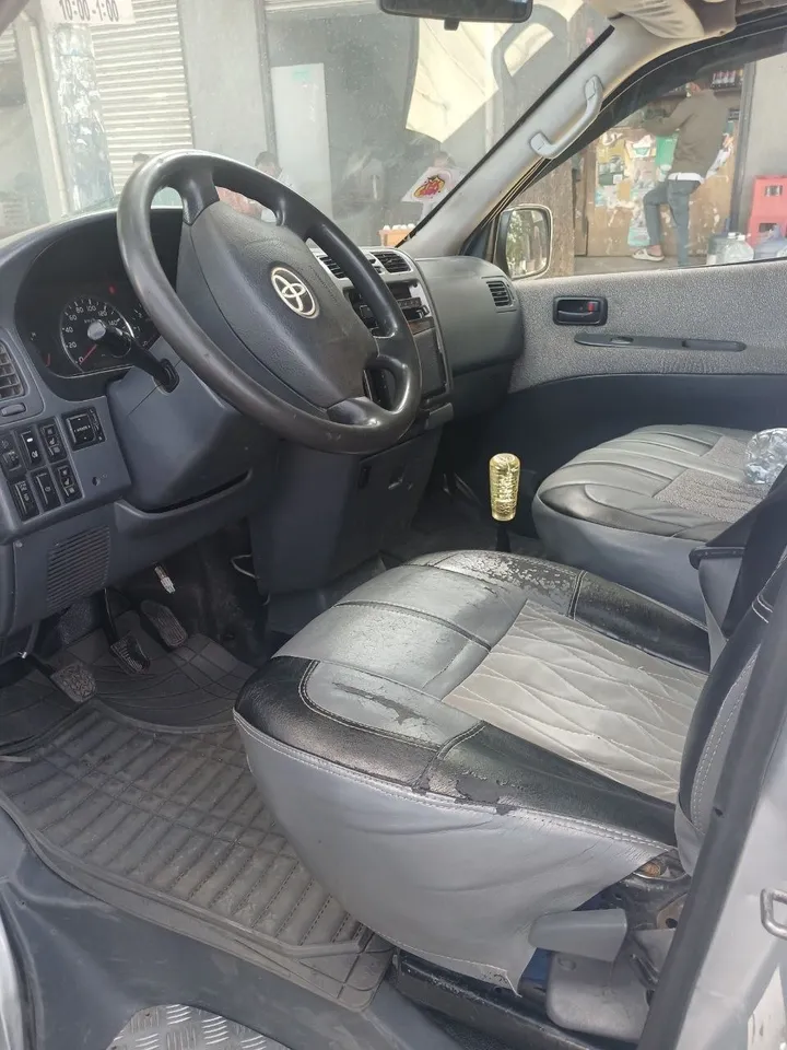 Toyota Hiace Dolphin 2009 Diesel – photo 8