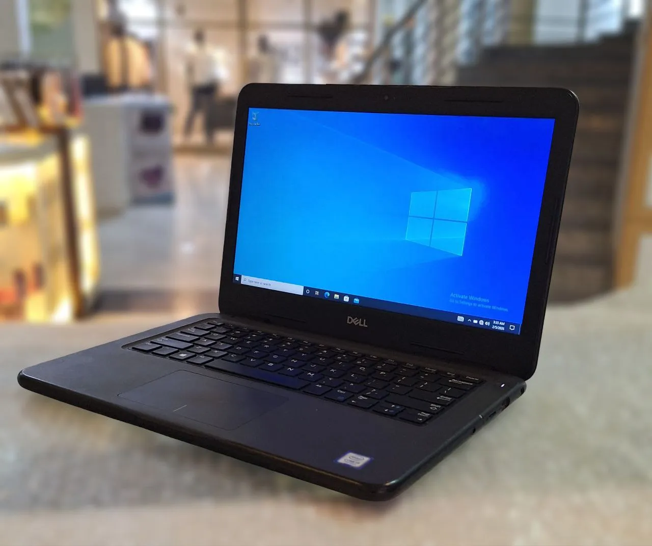 Dell Latitude 3300 Laptop – photo 3
