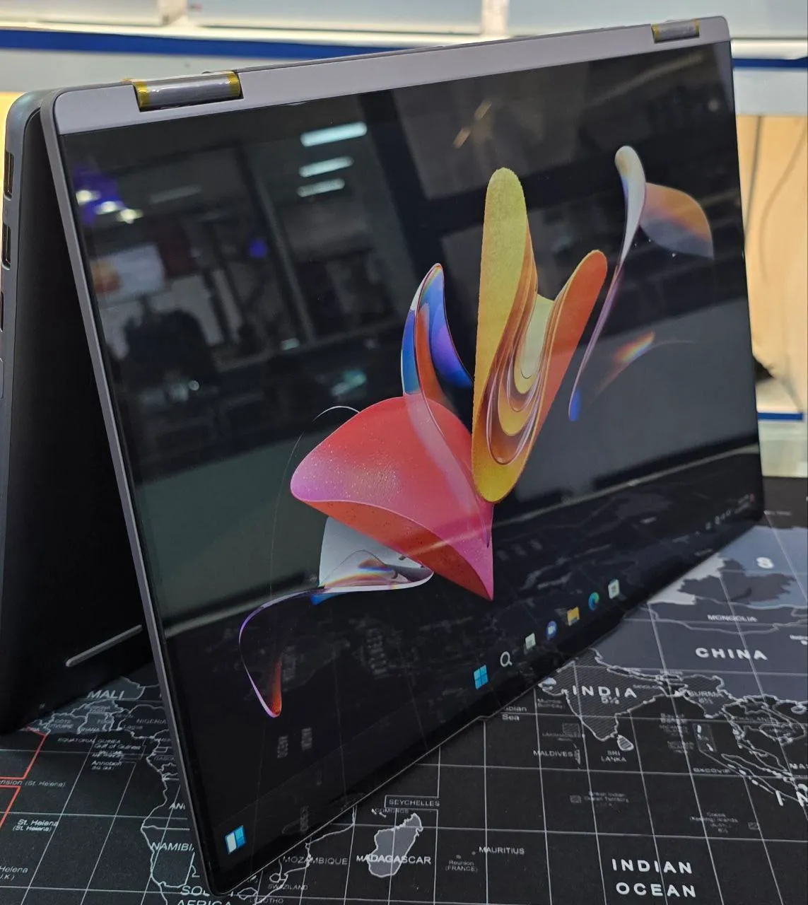 Lenovo Yoga 7 x360 i7 Laptop – photo 6