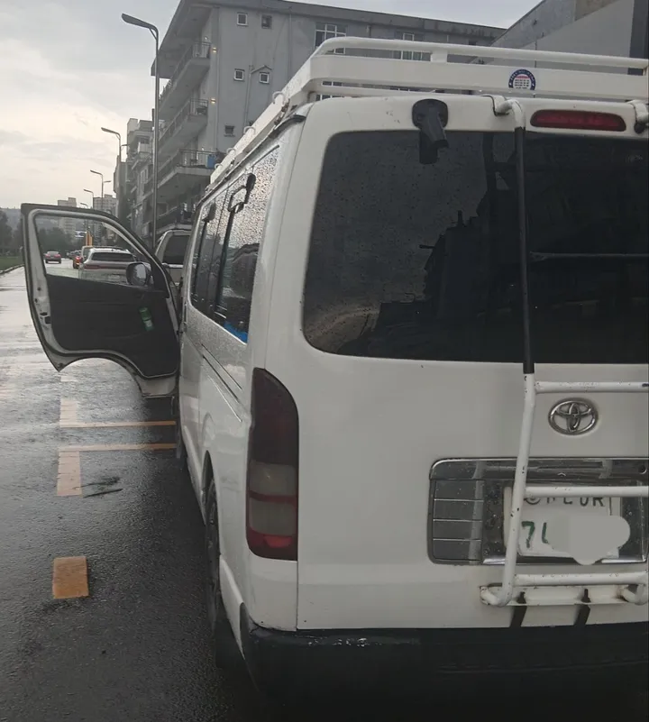 Toyota Hiace Super GL Diesel 2007 – photo 3