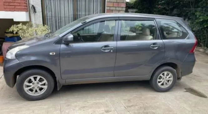 Toyota Avanza 2013 Automatic – photo 4