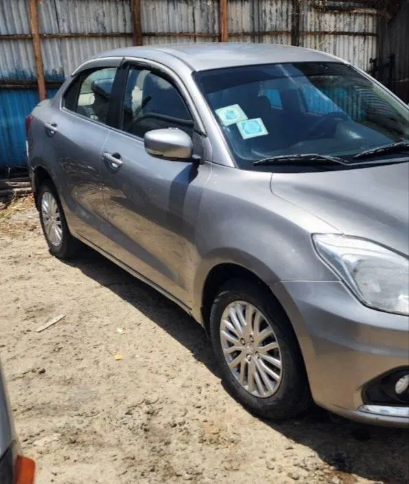 Suzuki Dzire 2022 Automatic – photo 4