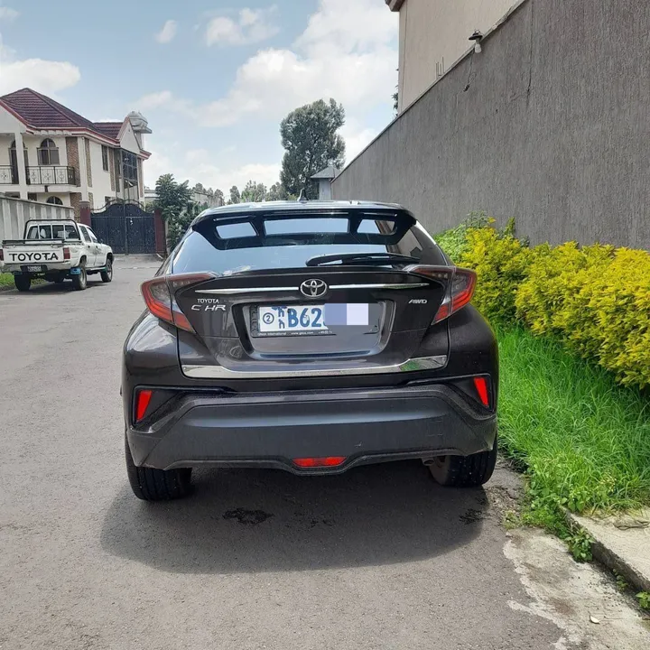 Toyota CHR 2019 Automatic – photo 5