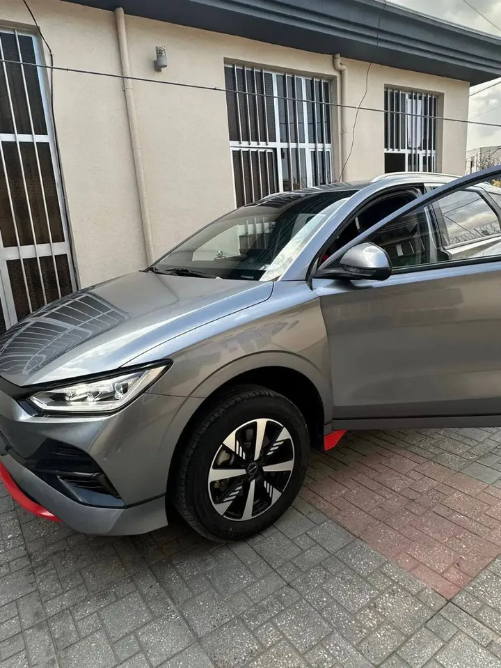 BYD E2 Flying 2025 Hatchback – photo 5