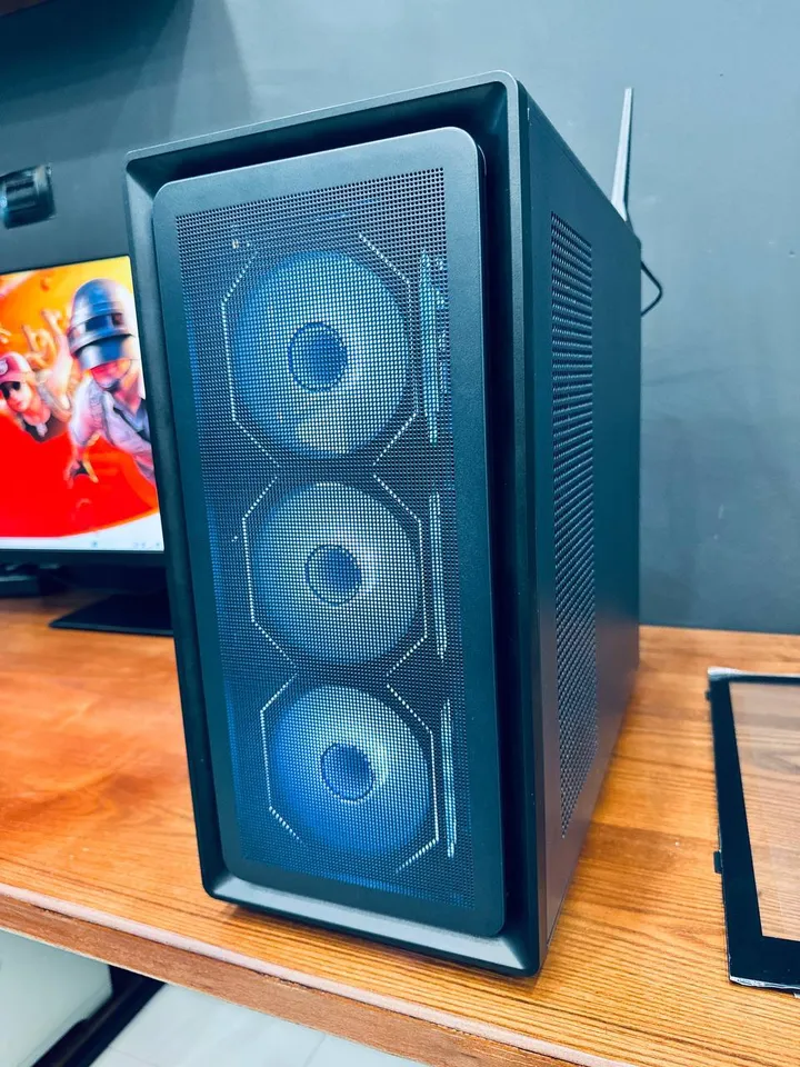 Ryzen 7 9700X RTX 4070 Gaming Desktop – photo 4