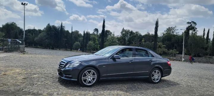 Mercedes E200 AMG 2012 – photo 3