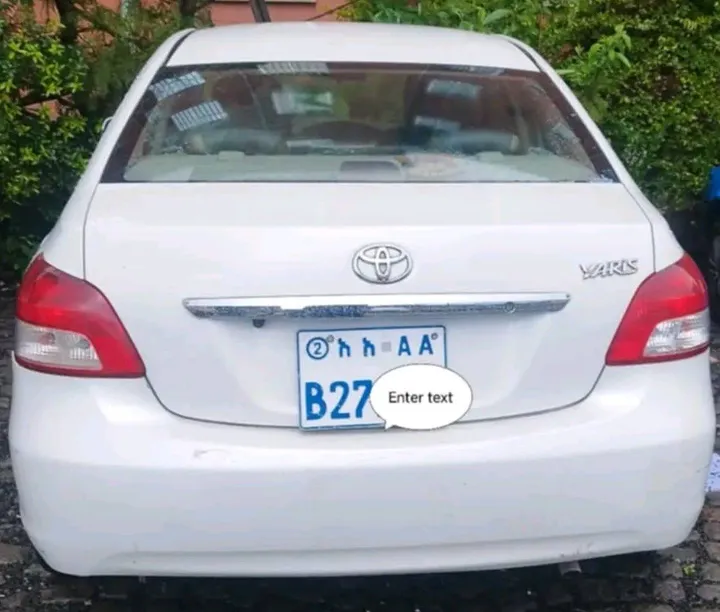 Toyota Yaris 2010 Automatic – photo 4