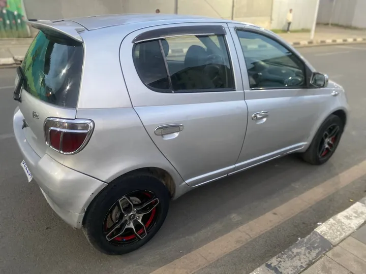 Toyota Vitz 2001 Automatic – photo 6