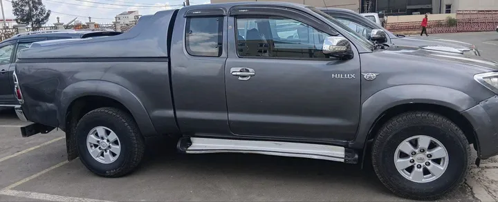 Toyota Hilux Pickup 2011 – photo 4