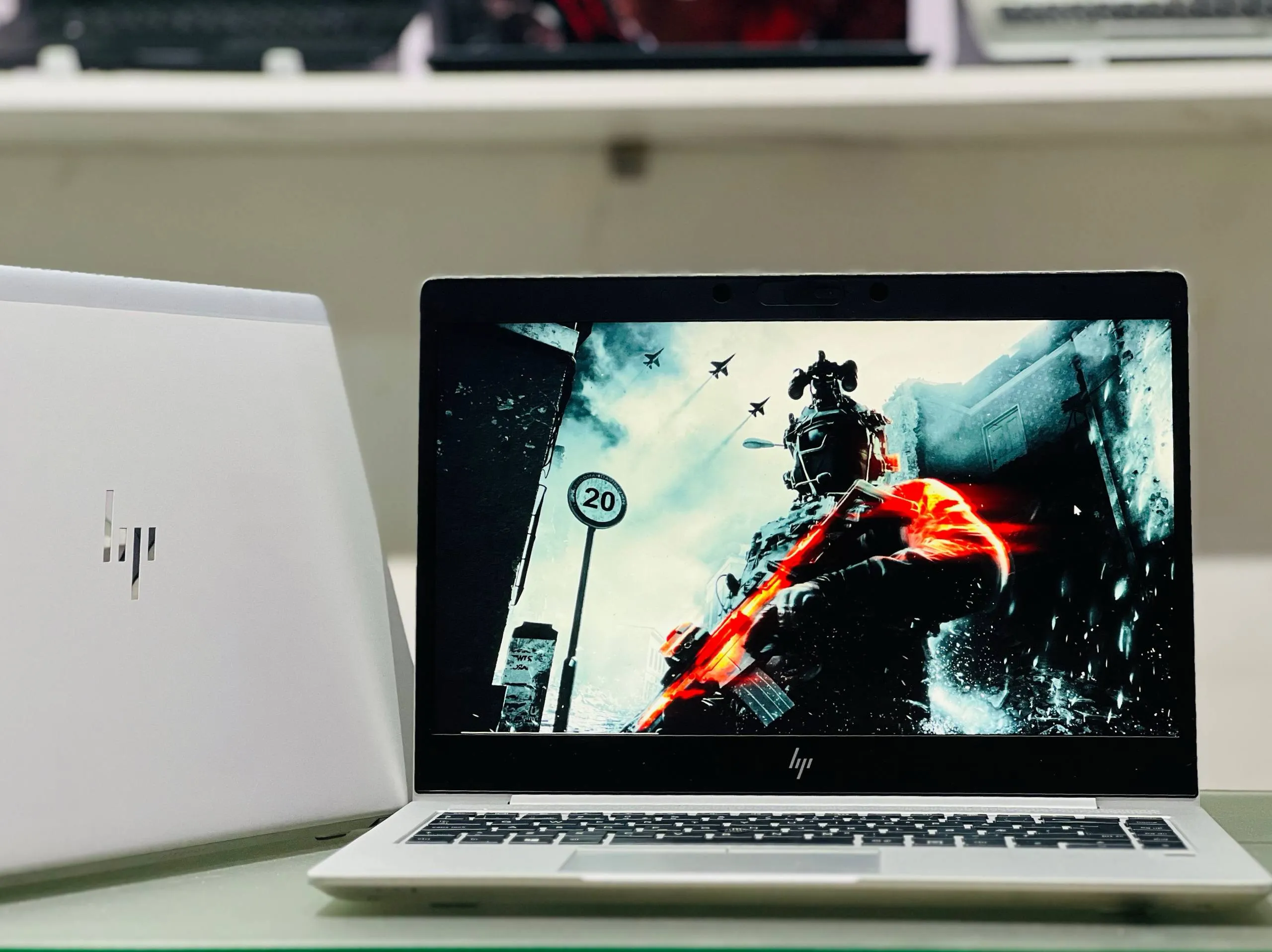 HP EliteBook 840 G5 Touchscreen Laptop – photo 4