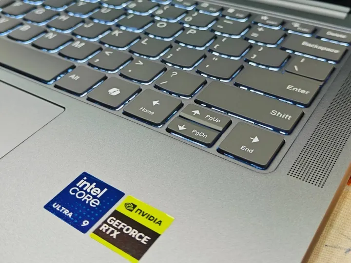 Lenovo Yoga Pro 7 Ultra 9 185H – photo 4