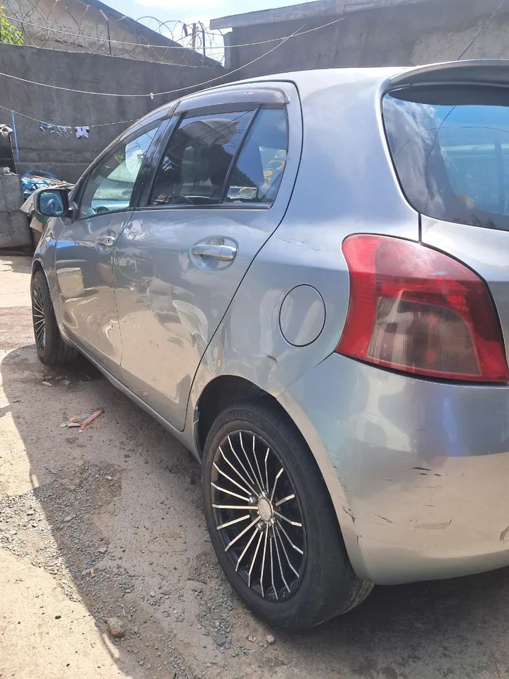 Toyota Yaris Compact 2007 – photo 4
