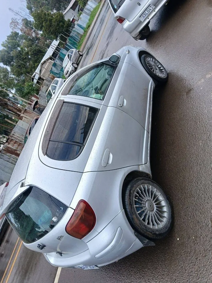 Toyota Vitz 2003 Automatic – photo 3