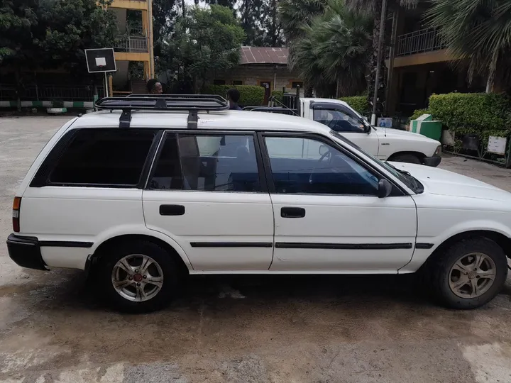Toyota Family Dex 1990 – photo 3