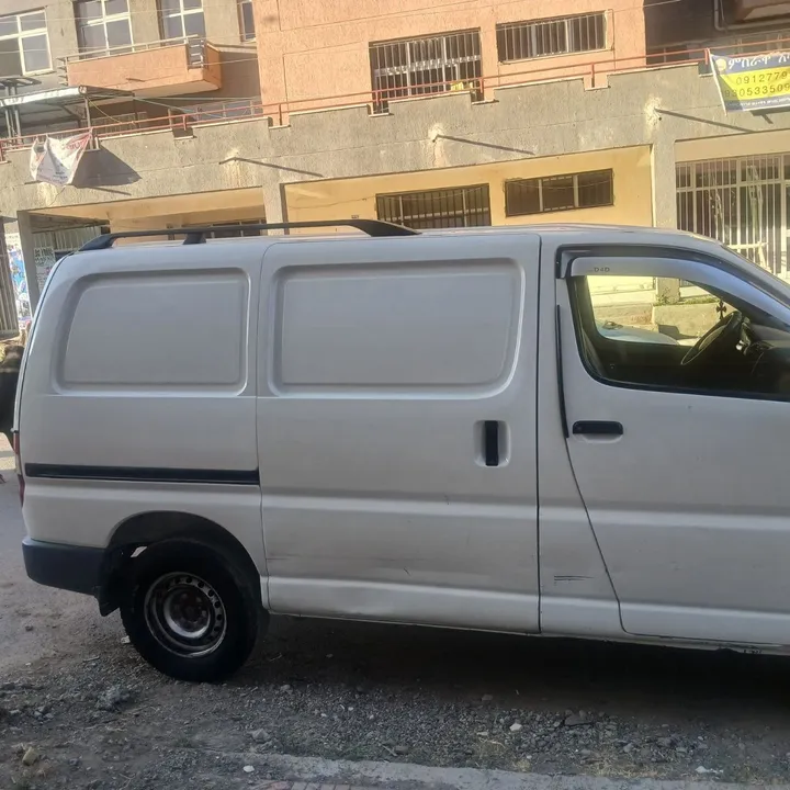 2006 Toyota Hiace Panel Van – photo 3