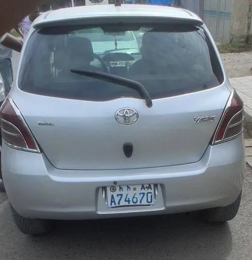 Toyota Yaris Compact 2006 – photo 4