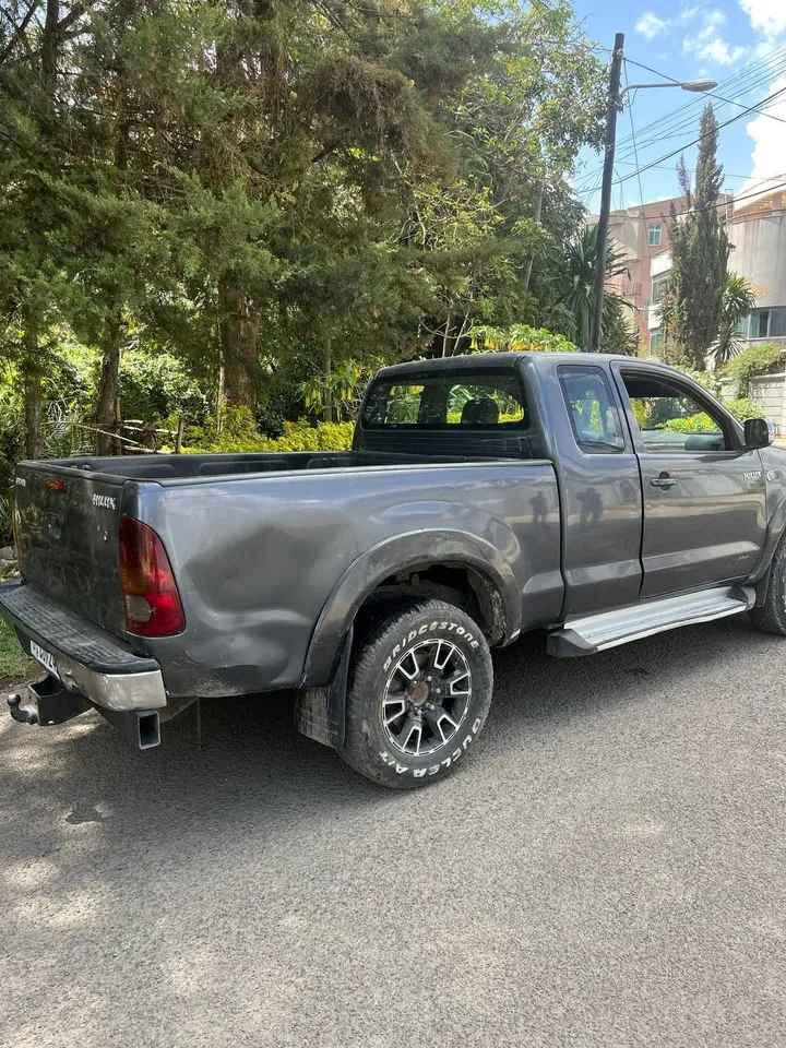 Toyota Hilux Double Cab Diesel – photo 7