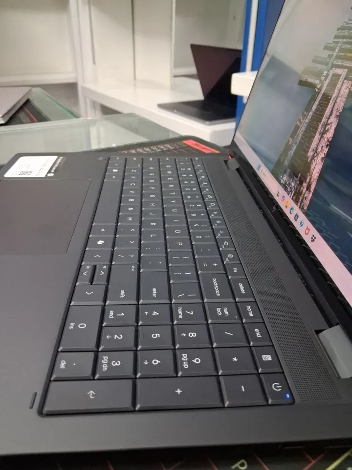HP OmniBook X Flip 16 Laptop – photo 8