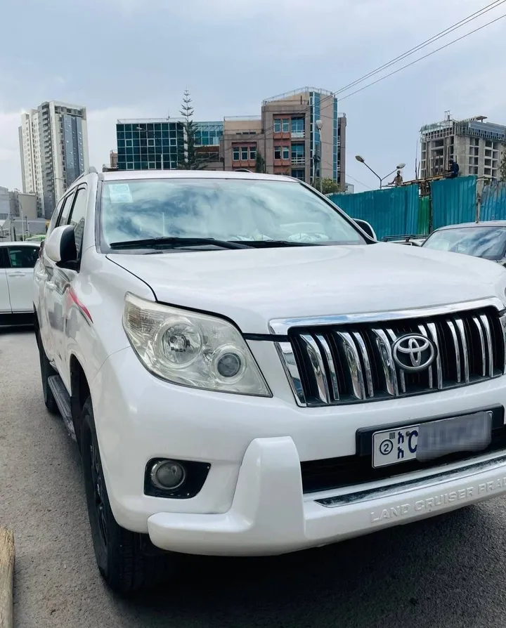 Toyota Landcruiser Prado 2012 – photo 7