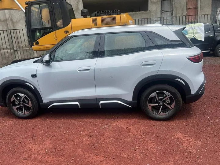 BYD Yuan Up Smart 2025 – photo 4
