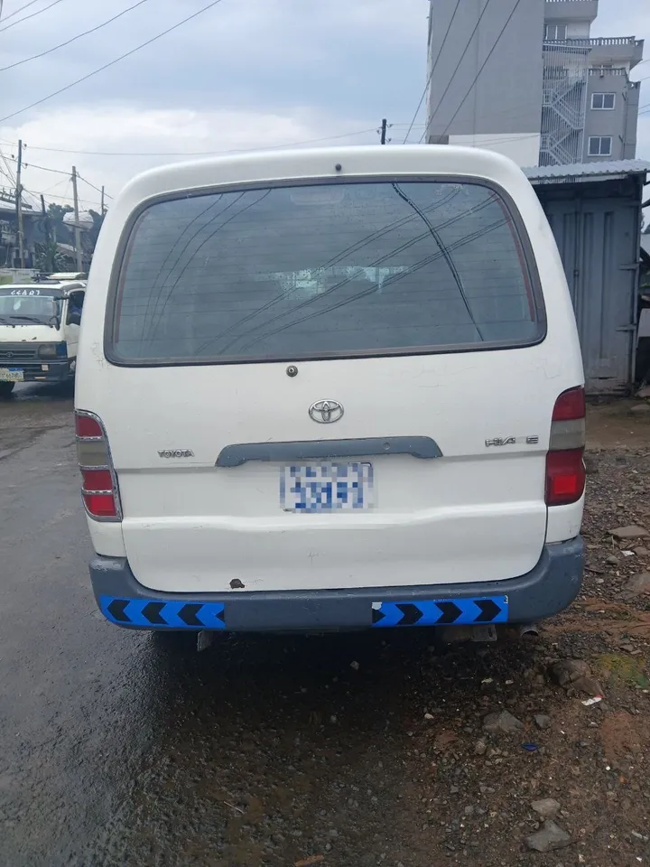 Toyota Dolphin D4D Half Van 2006 – photo 3