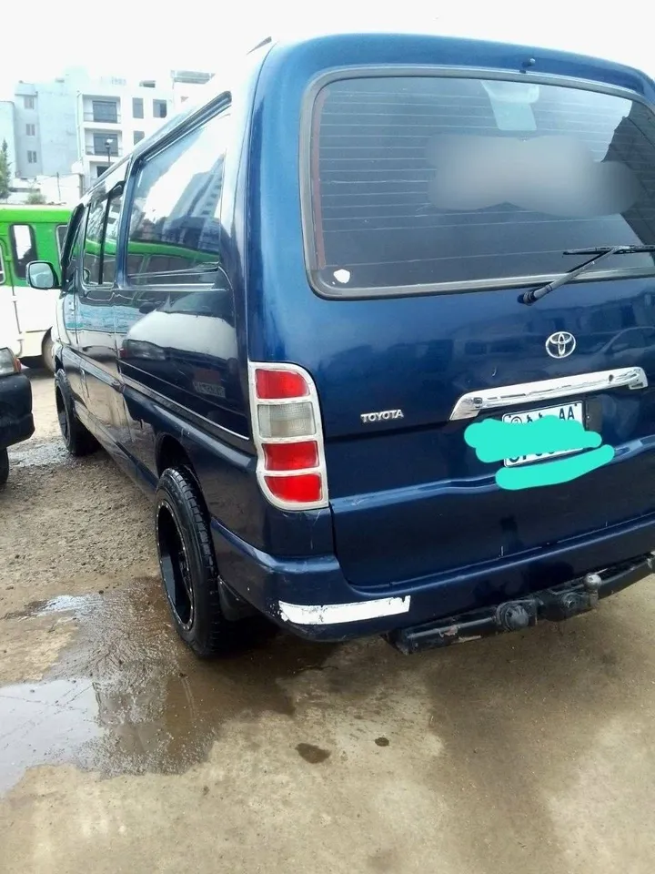 Toyota Shark 2011 Manual Van – photo 4