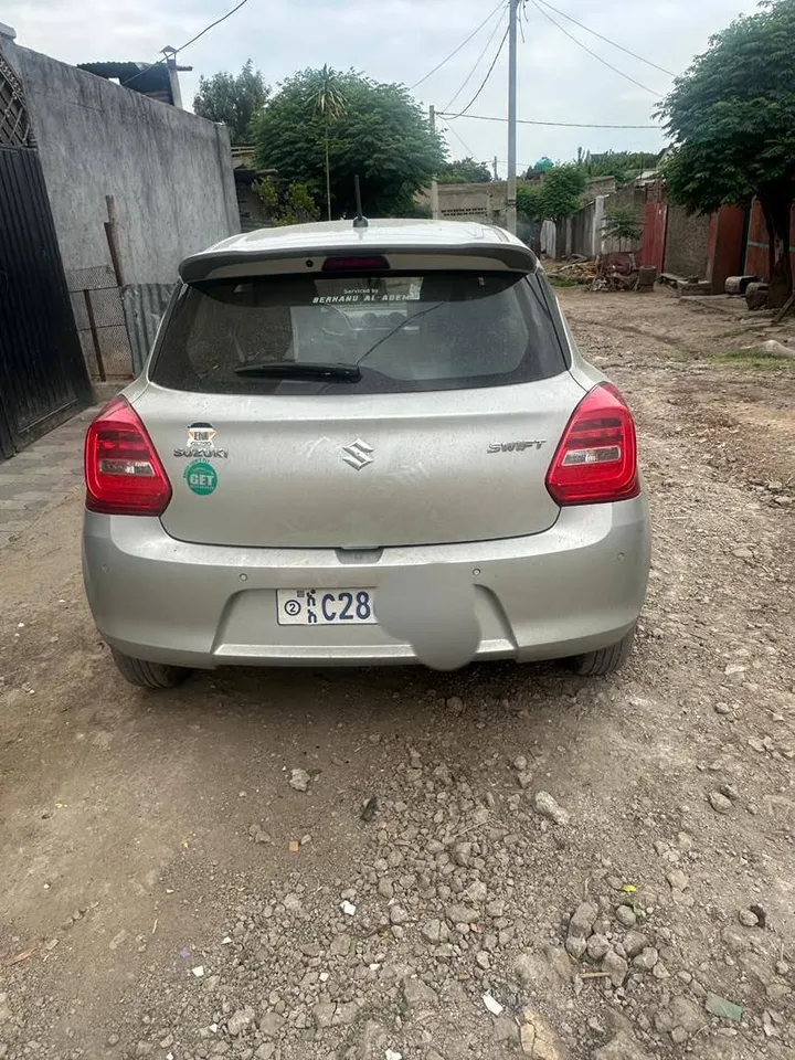 Suzuki Swift 2022 Full Option – photo 4