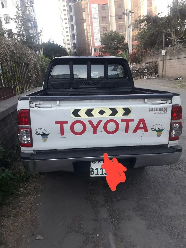 Toyota Hilux Double-Cab 2008 – photo 3