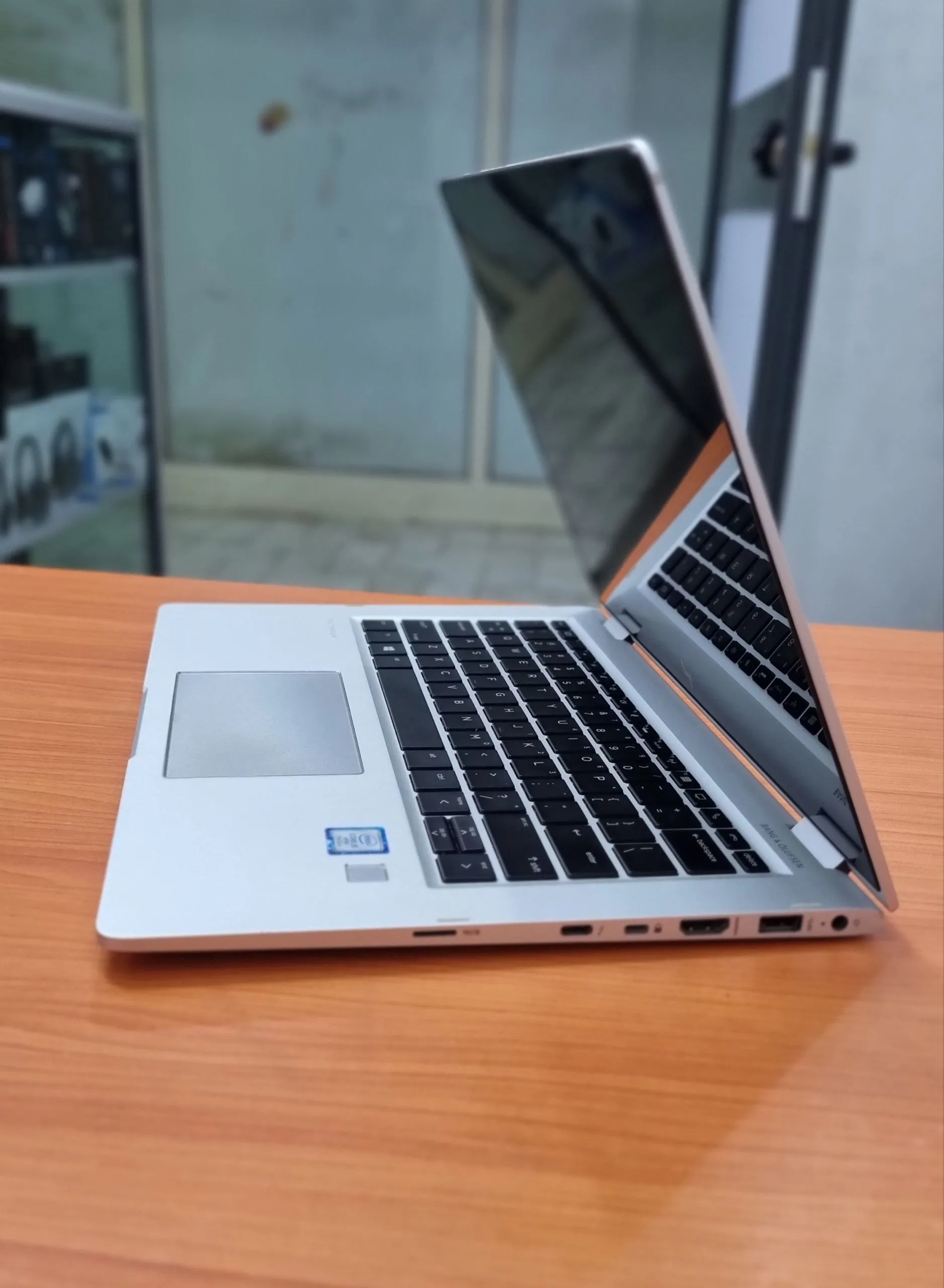 HP EliteBook 1030 G2 X360 Touchscreen – photo 4