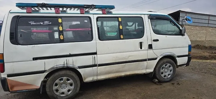 Toyota 5L 2004 Diesel Van – photo 3