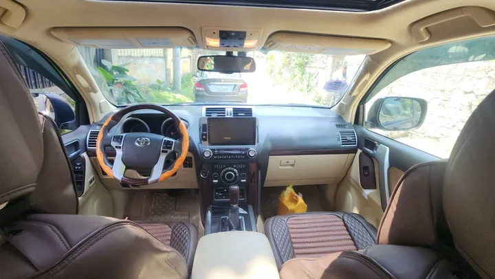 Toyota Landcruiser Prado 2017 – photo 8