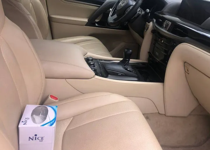 Lexus LX 570 2016 – photo 5