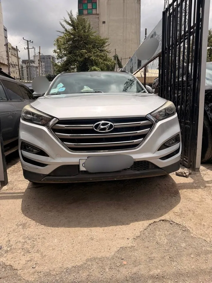 Hyundai Tucson 2017 Automatic – photo 4
