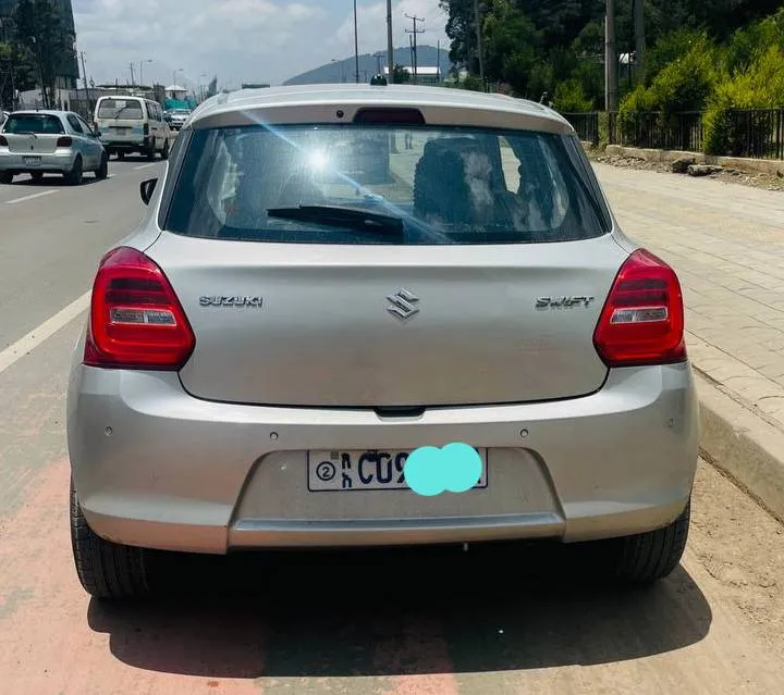 Suzuki Swift 2022 28000 km – photo 3