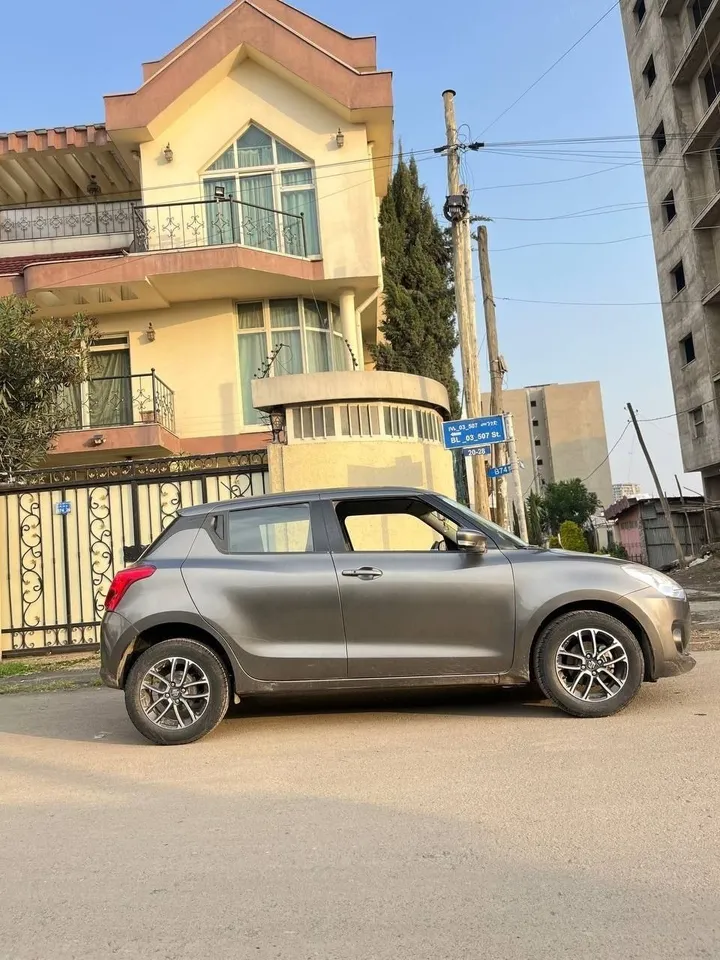 Suzuki Swift 2021 Automatic 1.2L – photo 4