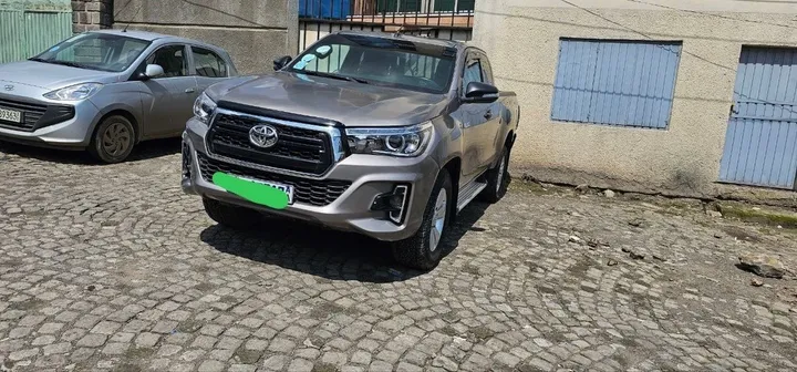 Toyota Hilux Revo King Cab 2020 – photo 4