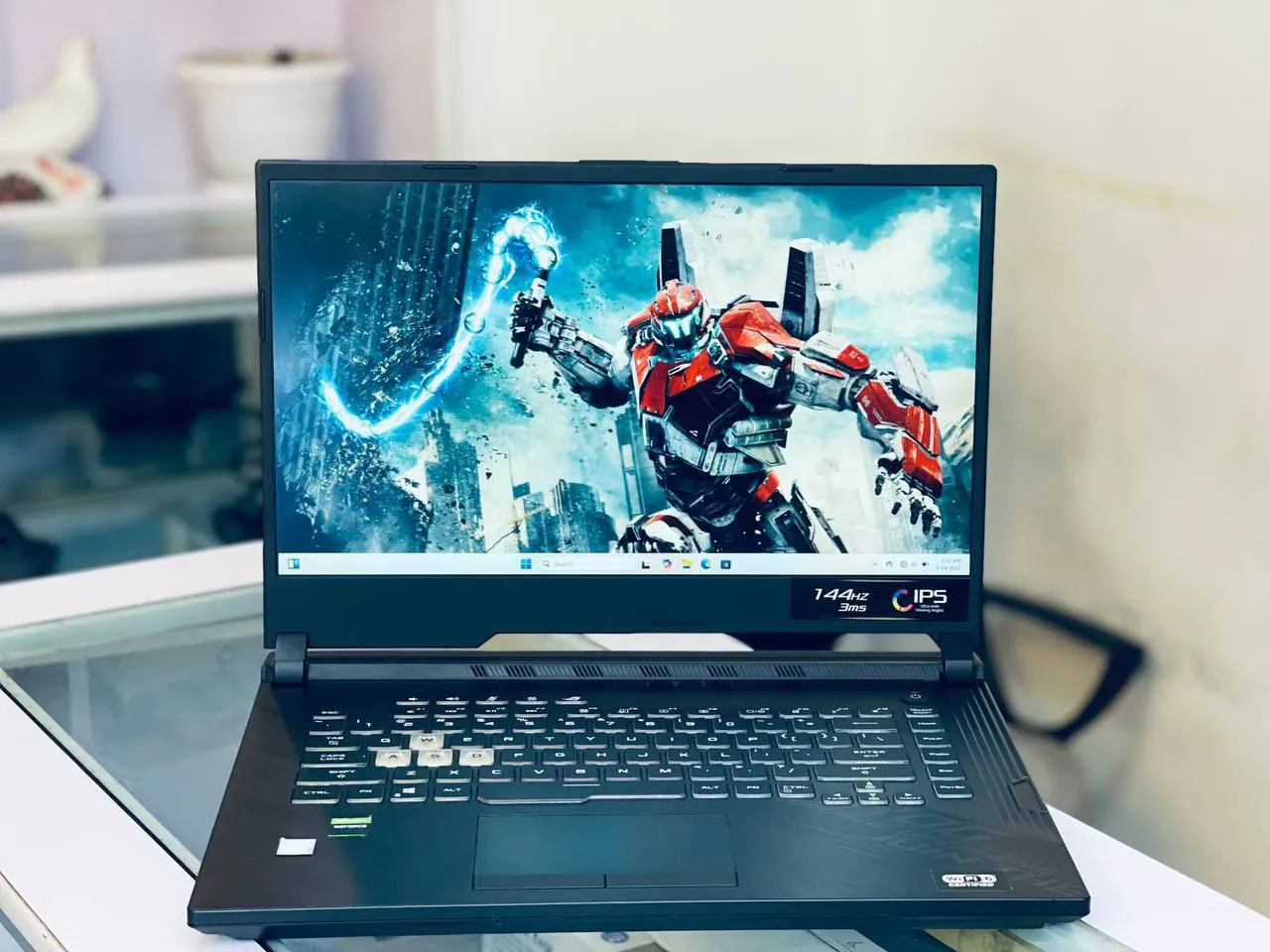 ASUS ROG Strix i7 RTX 2060 Laptop – photo 4
