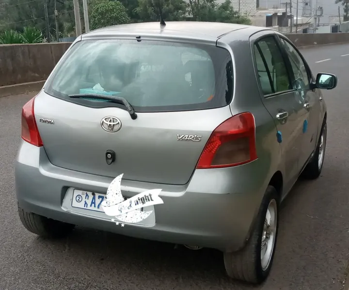 Toyota Yaris Compact 2007 Manual – photo 8